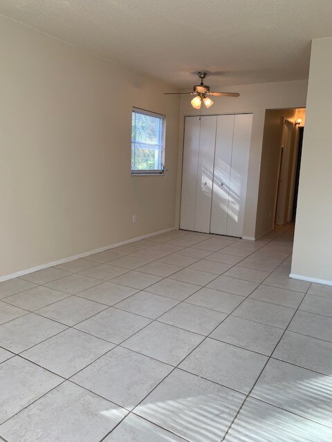 Photo - 1852 Golf View Ave Apartment Unit 28