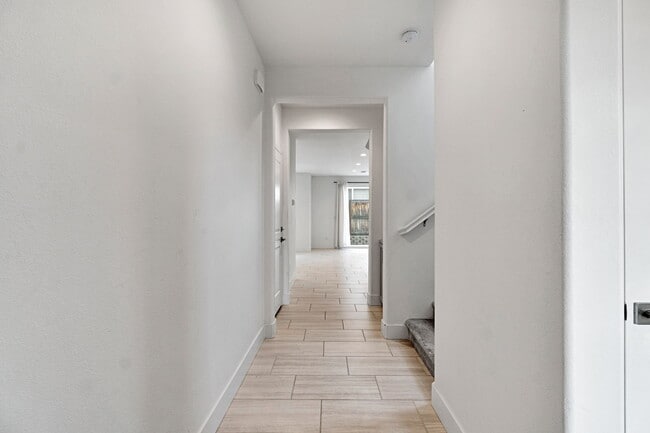 Photo - 863 Orchard Hills Rd