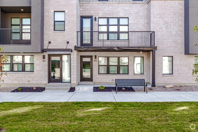 Building Entrance - theYARD