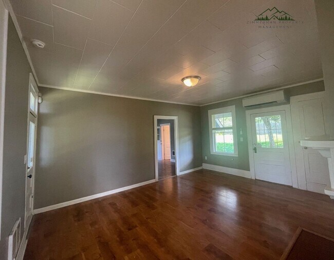 Photo - Historic Heritage House in Thurston