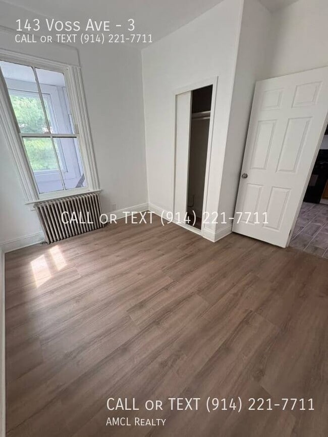 Photo - 143 Voss Ave Unidad 3