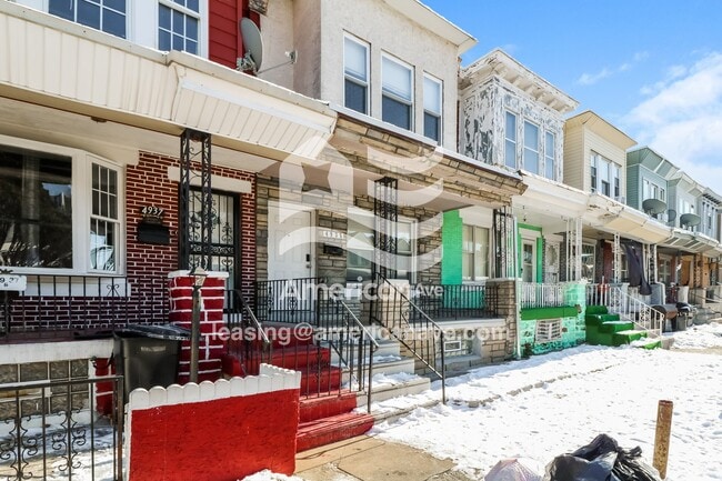 Photo - 4935 N Franklin St