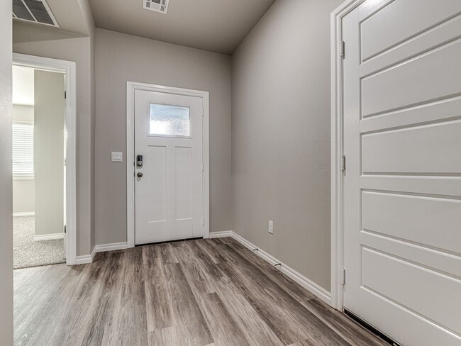 Photo - Newer home only minutes away from Paycom, Falling Springs Addition + Greenbelt lot + Deer Creek S...