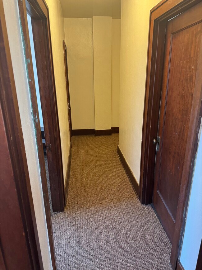 Photo - Midtown Mall Unit 16