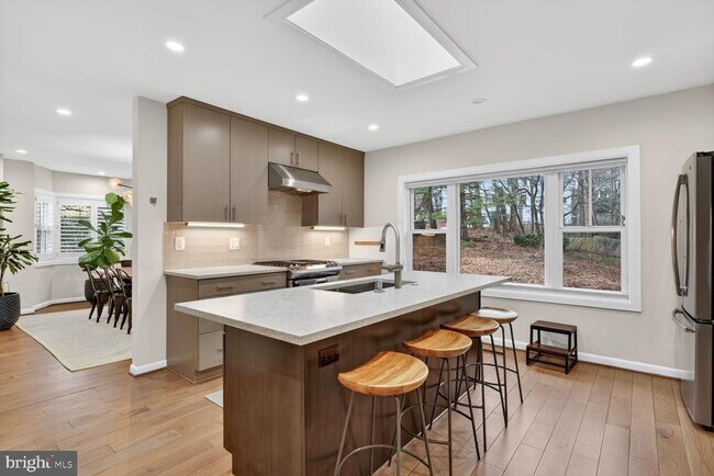 Photo - 5908 17th St NW