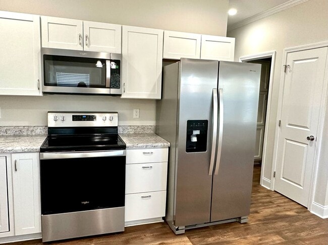 Photo - Beautifully renovated 2-bed/1-bath near Johnson City Country Club, Only $1550 per month