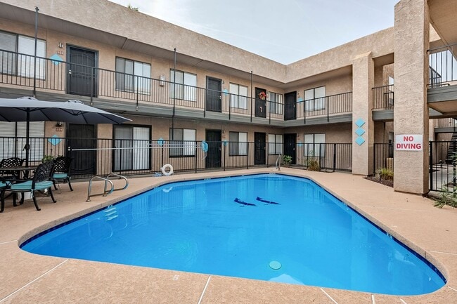 Harbor View Apartments