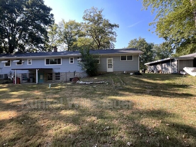 Photo - 1724 McClintock Ave