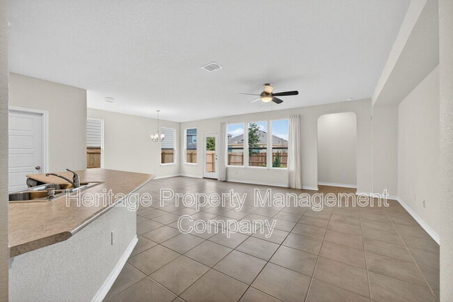 Photo - 8014 Kingfisher Lndg