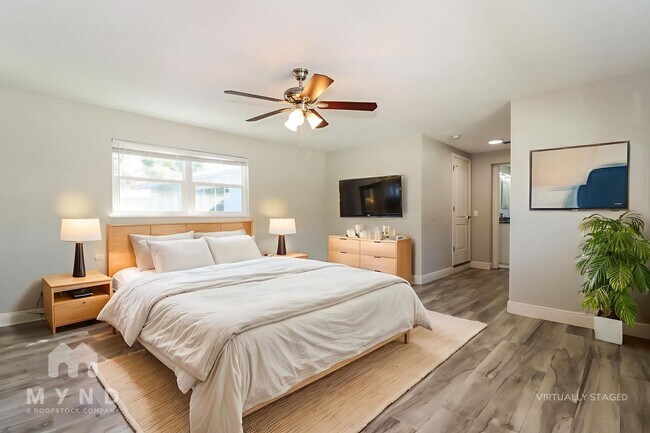 Photo - 1560 Palmetto St