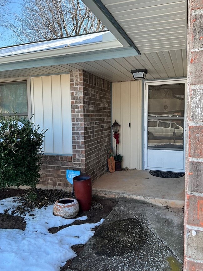 Photo - Renovated 3 Bedroom/ 1.5 Bath in Great Neiborhood