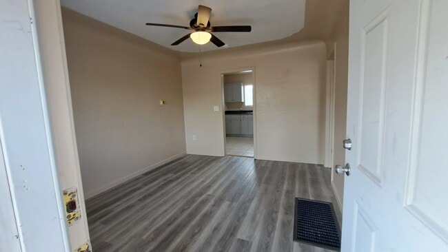Photo - 735 S Washington St Unit 3