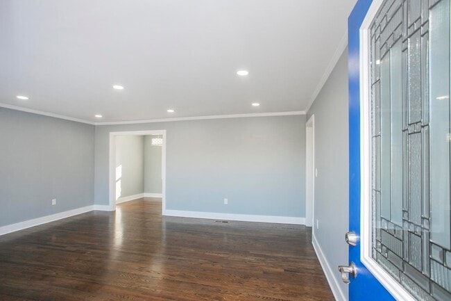 Photo - 1111 Westchester Dr