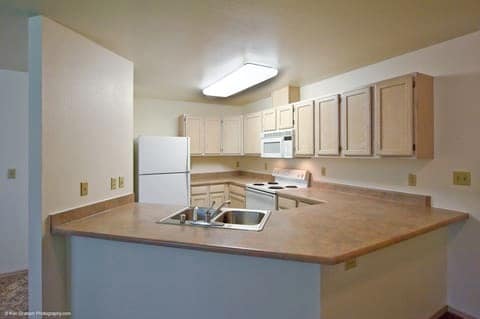Building Photo - Brighton Park Rental