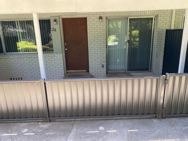 Building Photo - A great connection make all the difference! Unit #2A