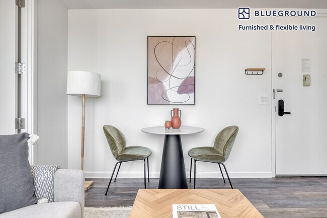 Photo - 520 W 43rd St Unit FL24-ID898