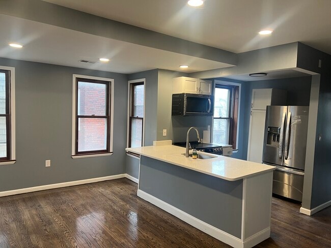 Photo - 809 N Harrison St Unit B