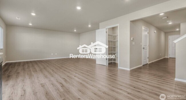 Photo - 13343 325th Ave SE