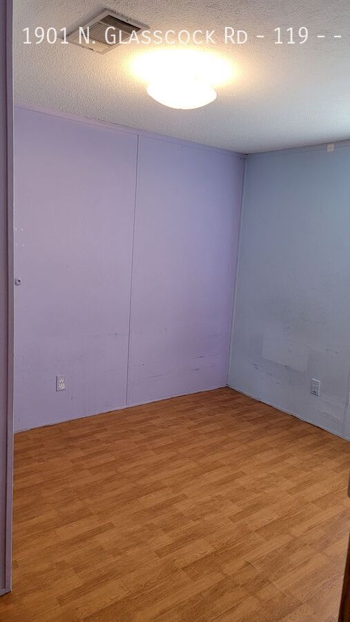 Photo - 1901 N Glasscock Rd