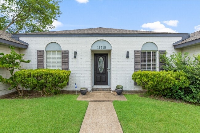 Photo - 11718 Scottsdale Dr