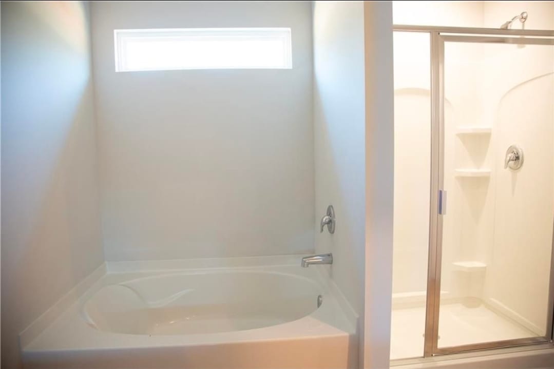 Photo - 19 Springwood Ln