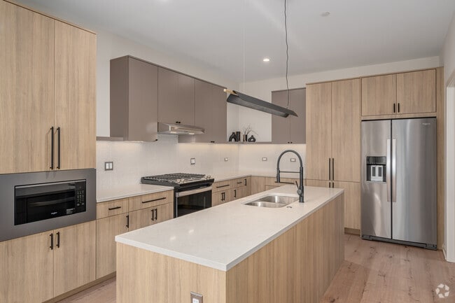 2BR, 2BA - 1,256SF - Kitchen