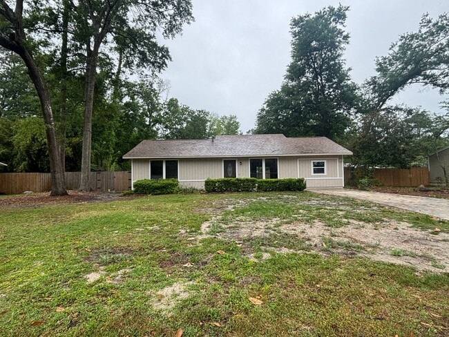 Photo - Newly renovated, WOW this will rent quick!