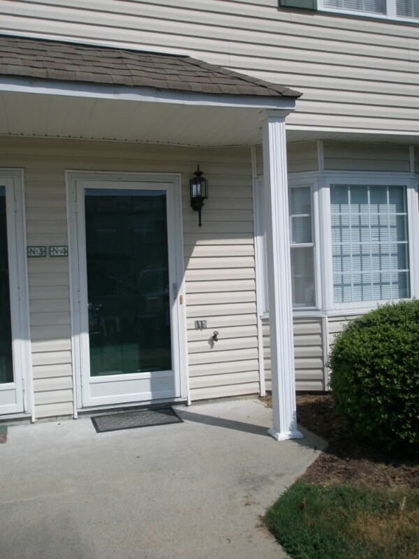 Photo - 2320 Vineyard Dr