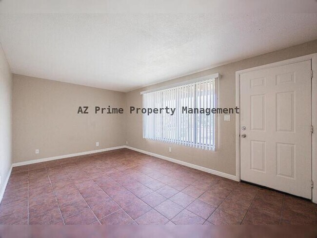 Photo - 2411 W Hazelwood St Unidad 278