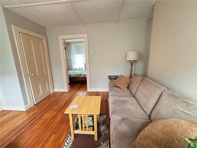 Photo - 107 Prospect Hill St Unit 3