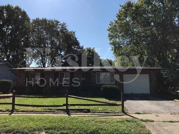 Building Photo - 6039 Penway St