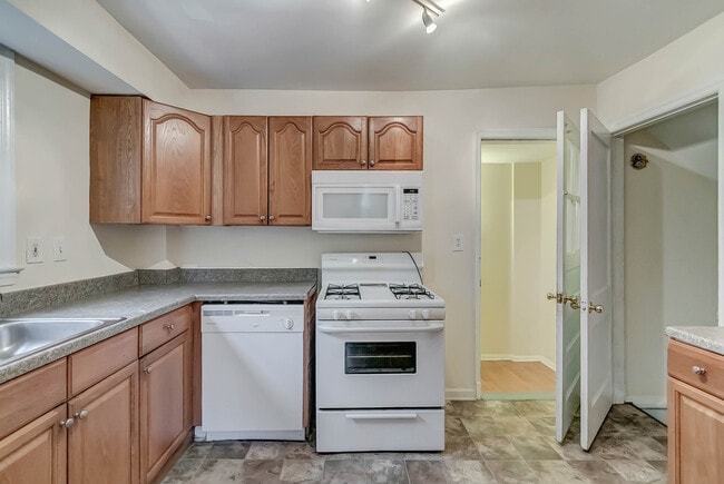 Photo - 8501 Rhode Island Ave