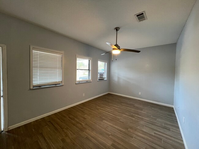 Photo - Willow Tree Apartments