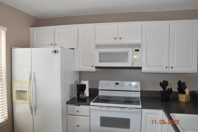 Photo - 2504 Woodgate Blvd