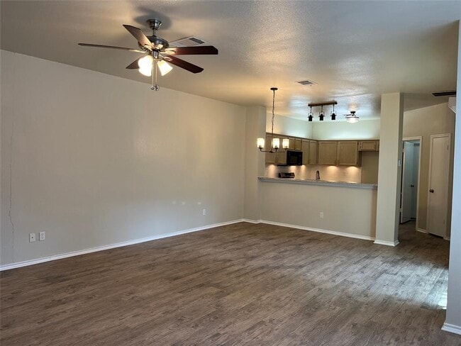 Photo - 813 Black Locust Drive West