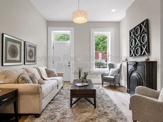 Photo - 2329 Hickory St