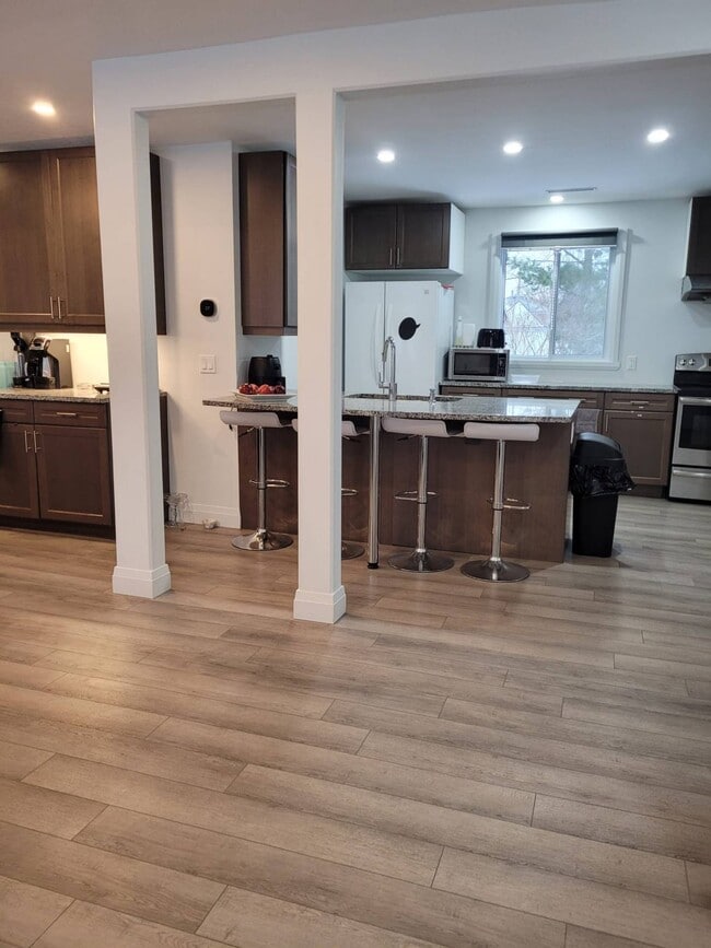 Photo - Room for rent