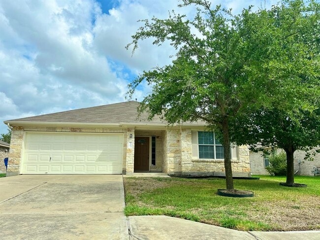 Photo - 107 Thompson Trail