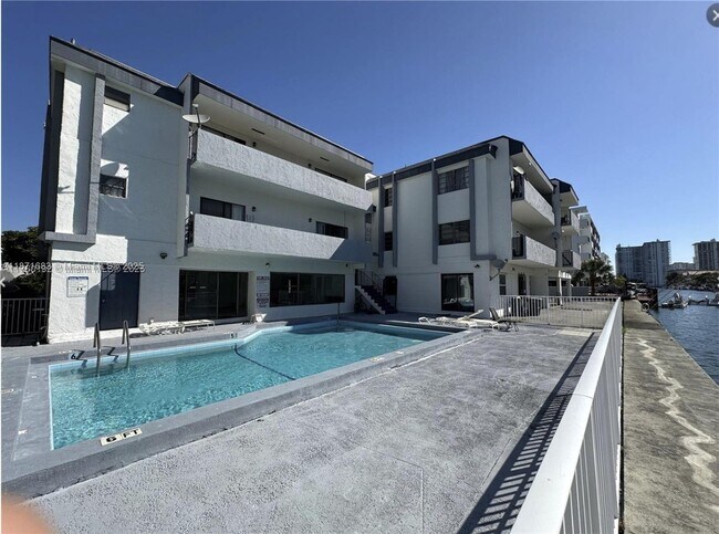 Photo - 3582 NE 171 St Unit 201