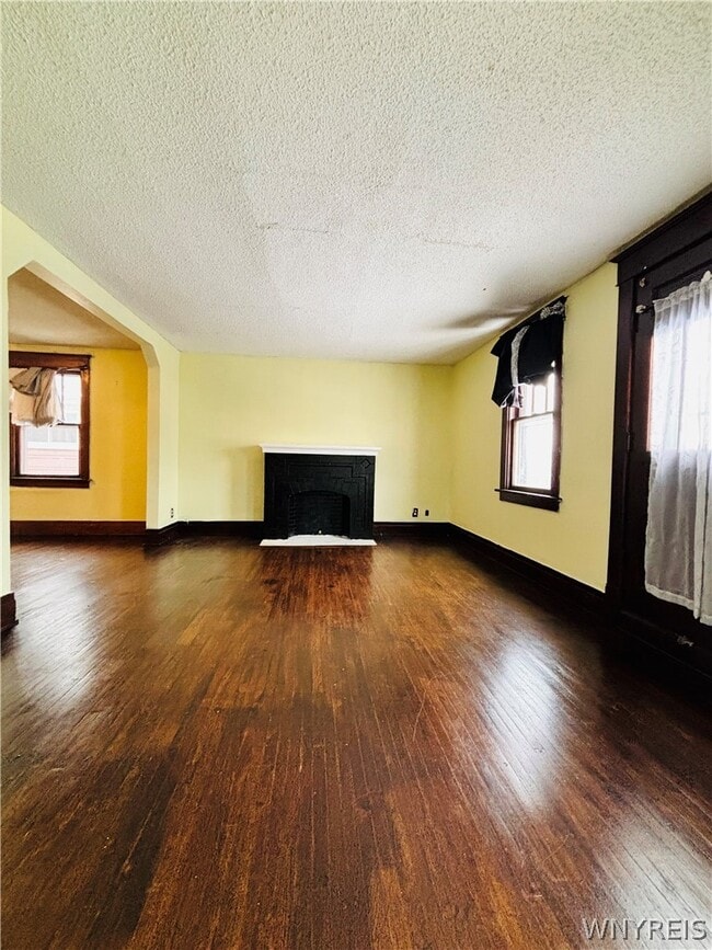 Photo - 297 Davidson Ave