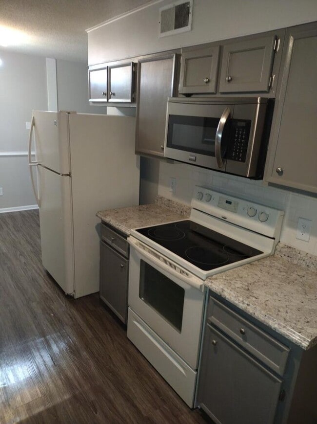 Photo - Oakridge at Haymount