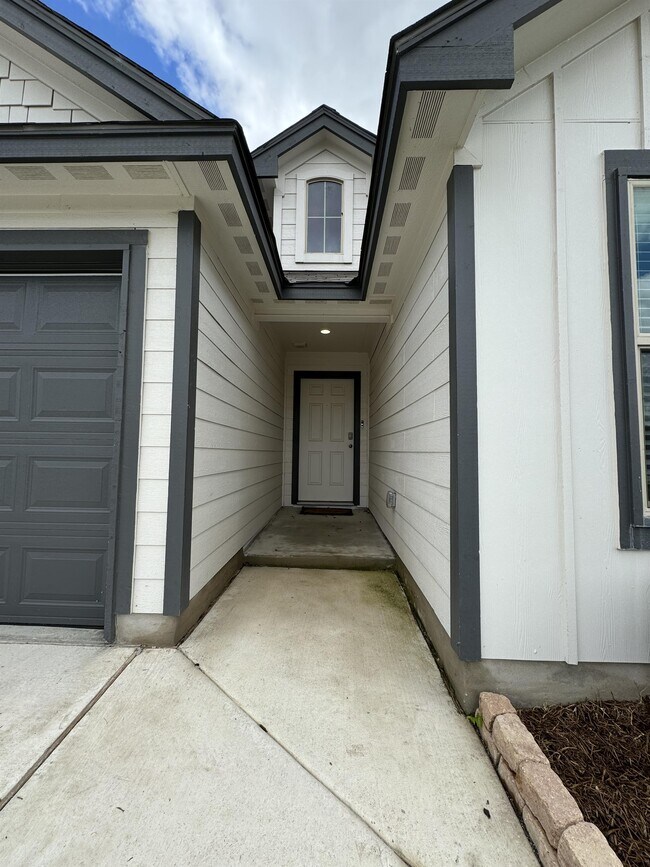 Photo - 1707 Merritt Rd