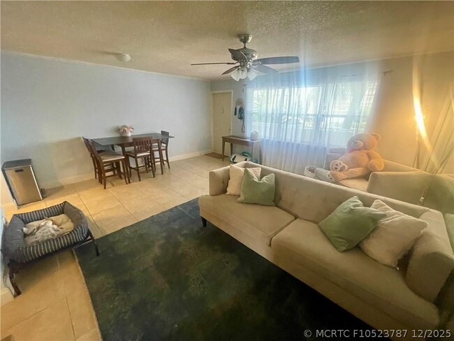 Photo - 2840 NE 14th Street Causeway Unit 210