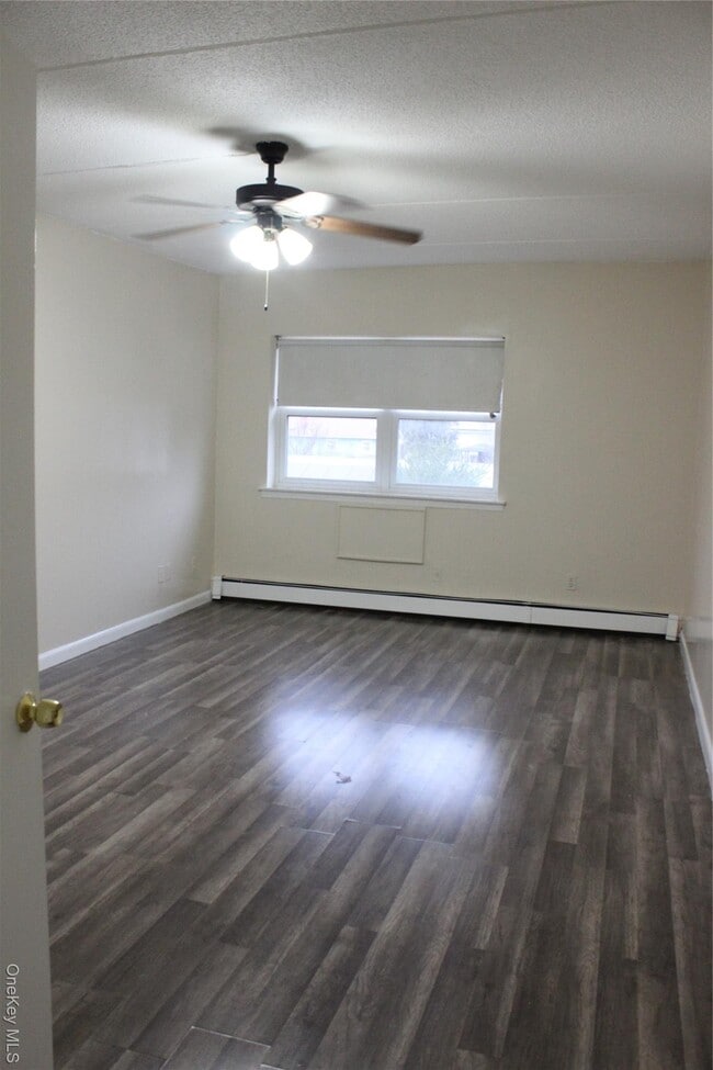 Photo - 1468 Minford Pl