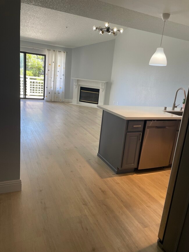 Photo - 1310 Ridge Ct Unidad 1310 Rental