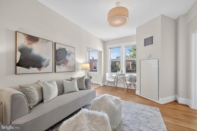 Building Photo - 3446 Connecticut Ave NW Unit 305