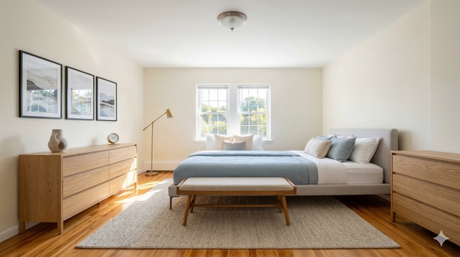 Photo - 31 Hammond Pond Pky