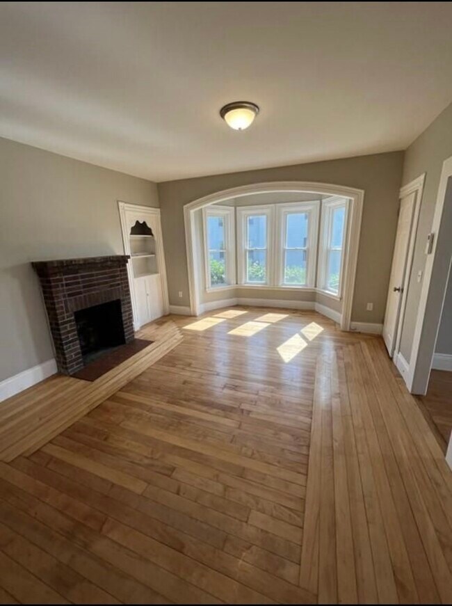 78 Winthrop St Townhome Townhome Rental in Taunton MA