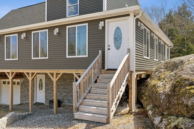 Photo - 67 Brandon Ln