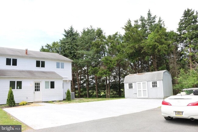 Photo - 490 Duck Creek Rd